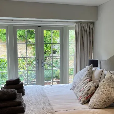 Annex Fishers Yard * ヨーク